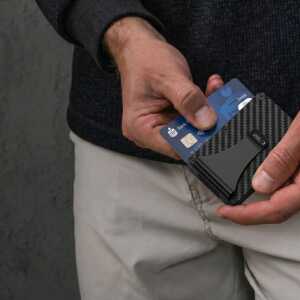 Tech-protect Thorn Rfid Card Wallet Carbon Black Tech-protect Thorn Rfid Card Wallet Carbon Black
